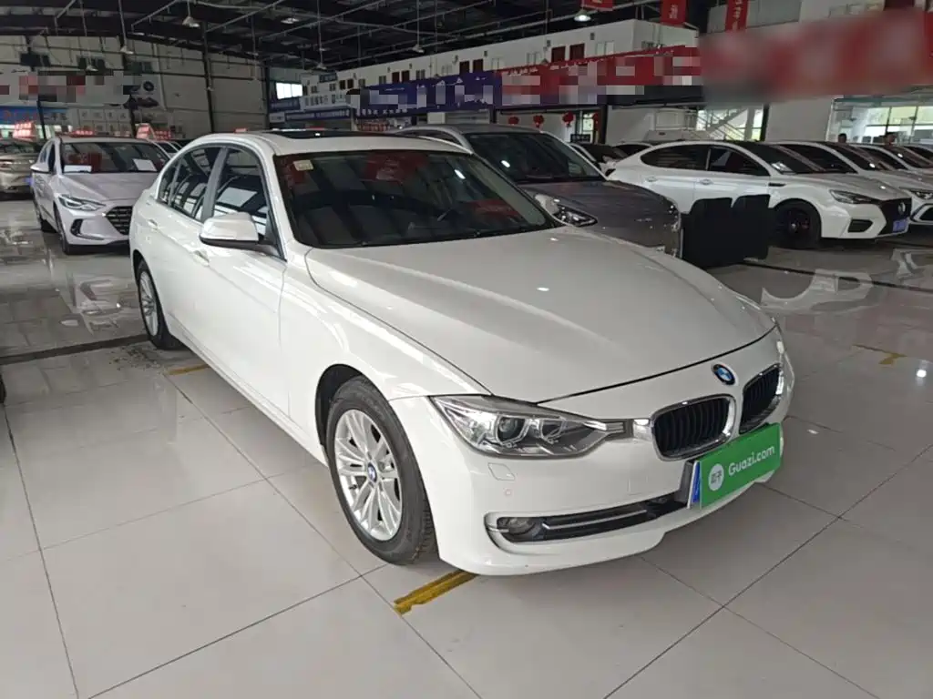 Фото 4 - BMW 3 Series