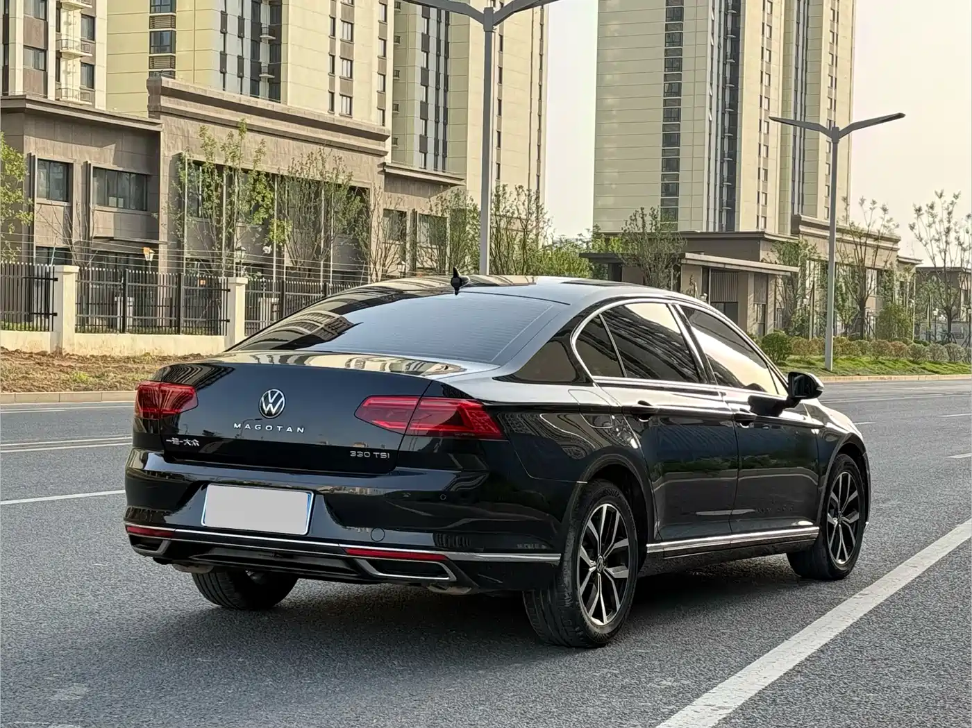 Volkswagen Magotan 2020 330TSI DSG Leading фото 9