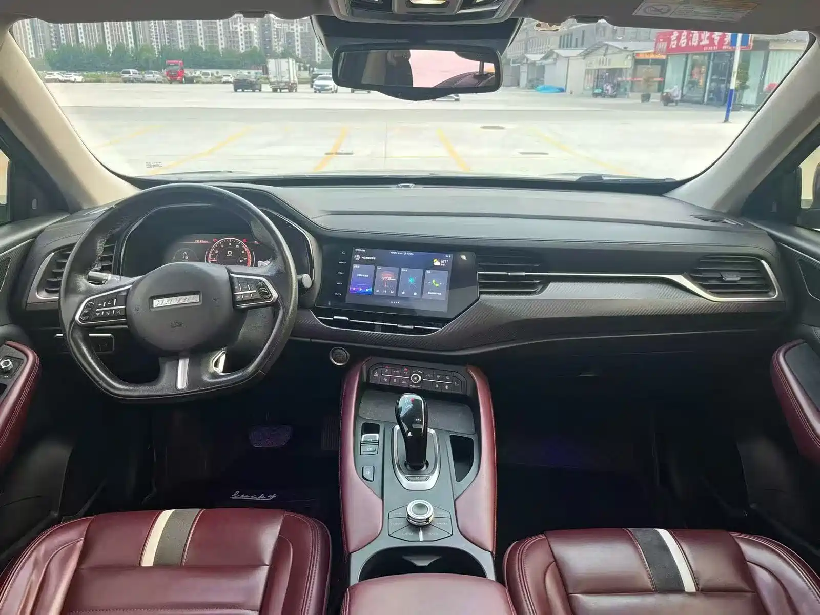Фото 3 - Haval F7x