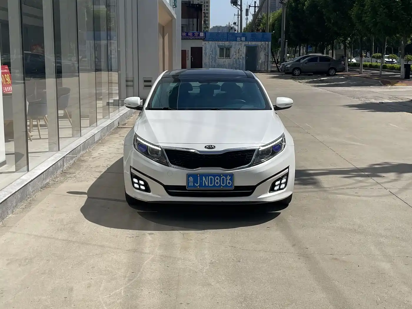 Kia K5 2014 2.0L Automatic LUXURY фото 2