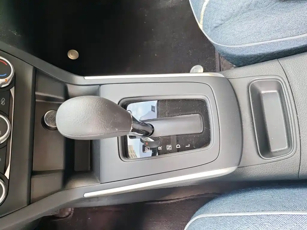 Nissan SYLPHY, миниатюра 7