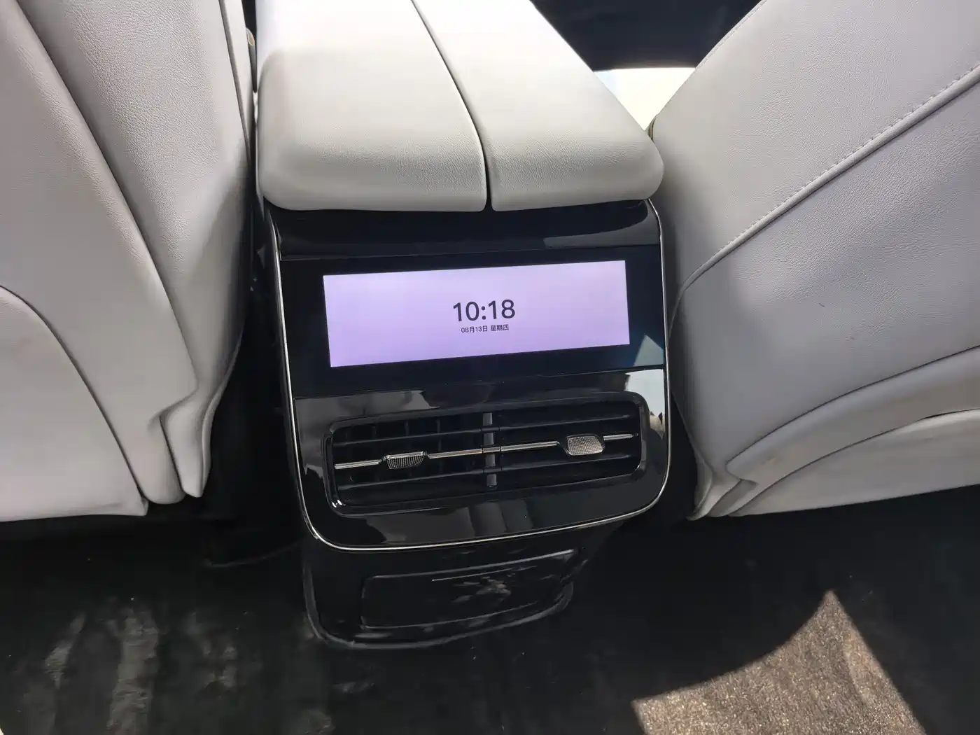 Voyah Auto VOYAH FREE 2025 2025 318 318km RWD Touring Edition