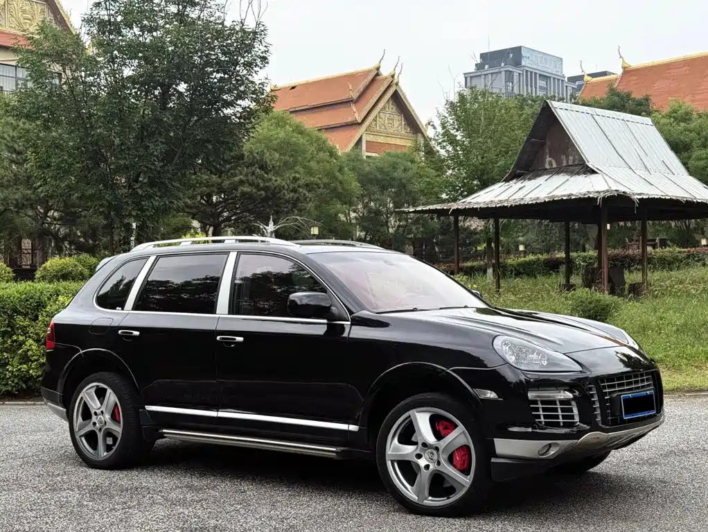 Фото 4 - Porsche Cayenne