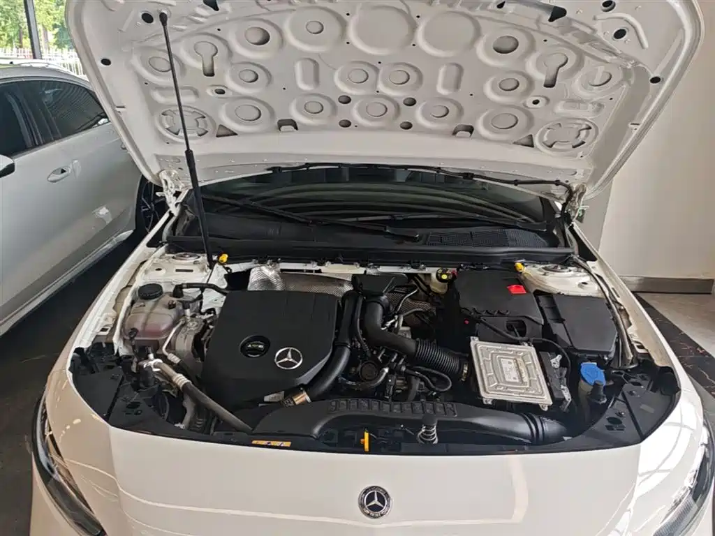 Mercedes-Benz A-Class 2020 Second Facelift A 180 L Sport Sedan фото 20
