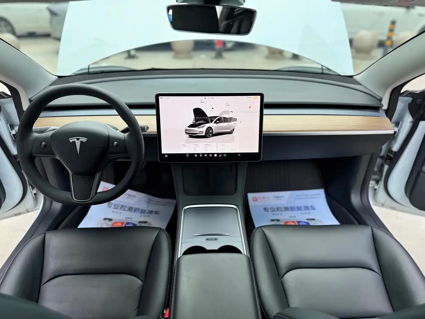 Фото 6 - Tesla Model 3