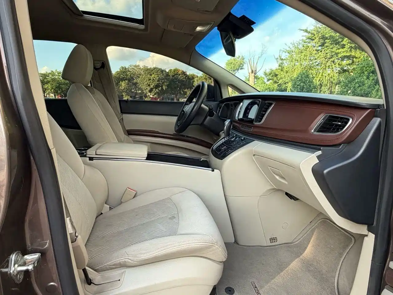 Фото 6 - Buick GL8