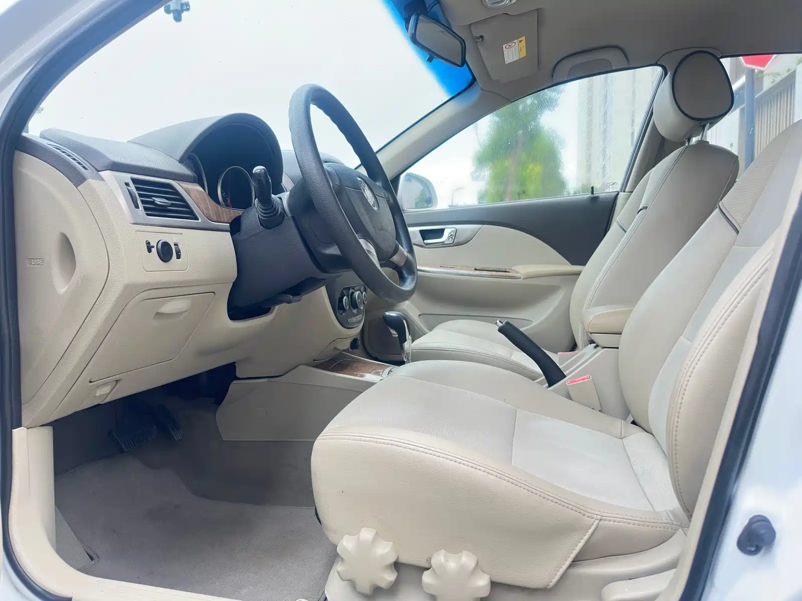 Фото 15 - Buick Excelle