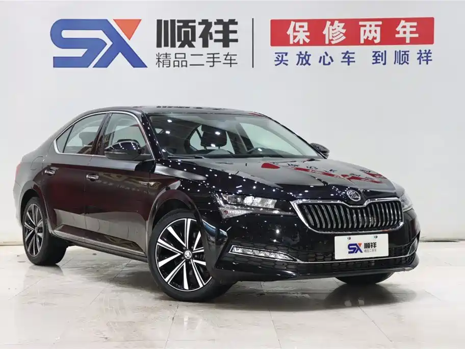 Škoda Superb 2024 TSI280 DSG Premium Edition фото 3