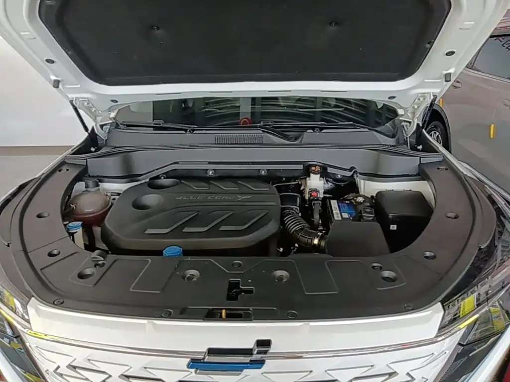 Changan Oshan Z6 2024 2023 Blue Whale 1.5T DCT Smart Leader Urban Edition
