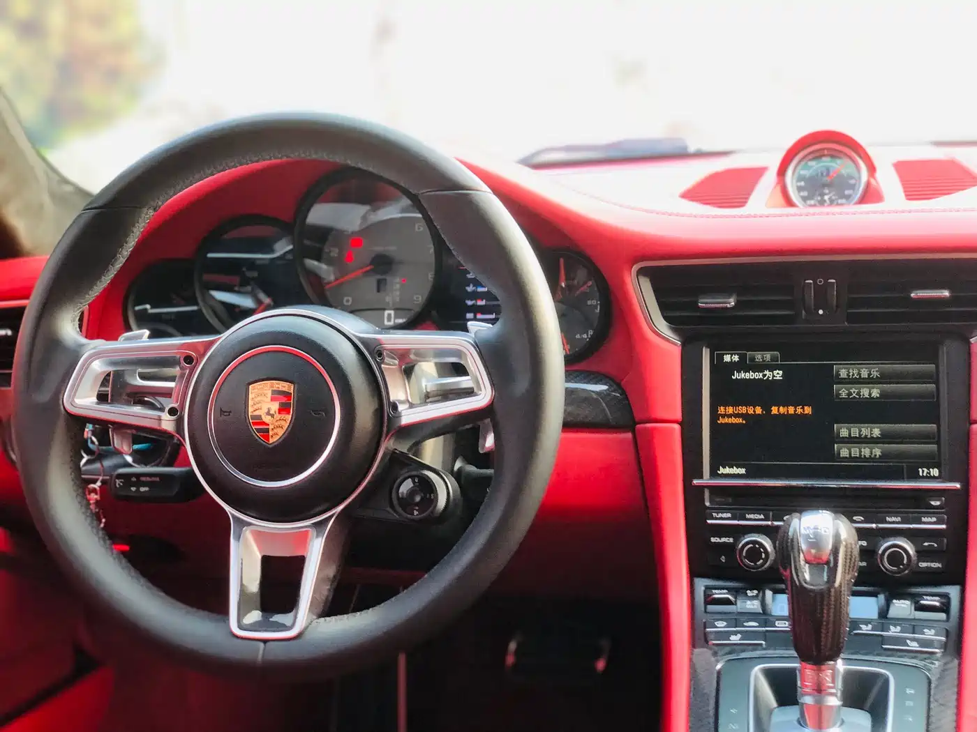Porsche 911 2012 Carrera S 3.8L фото 9
