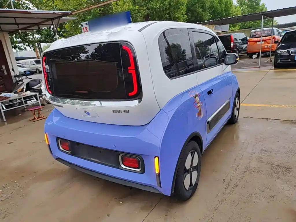 Baojun KiWi EV 2024 2022 Artist Lite Edition LFP