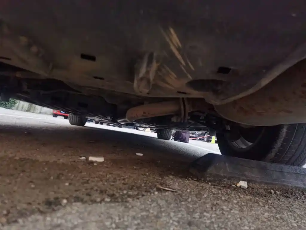 Фото 25 - Toyota Camry