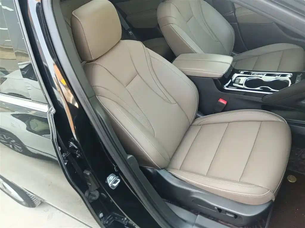 Buick Envision Plus 2023 Enclave Plus 652T 5-Seater Luxury фото 20