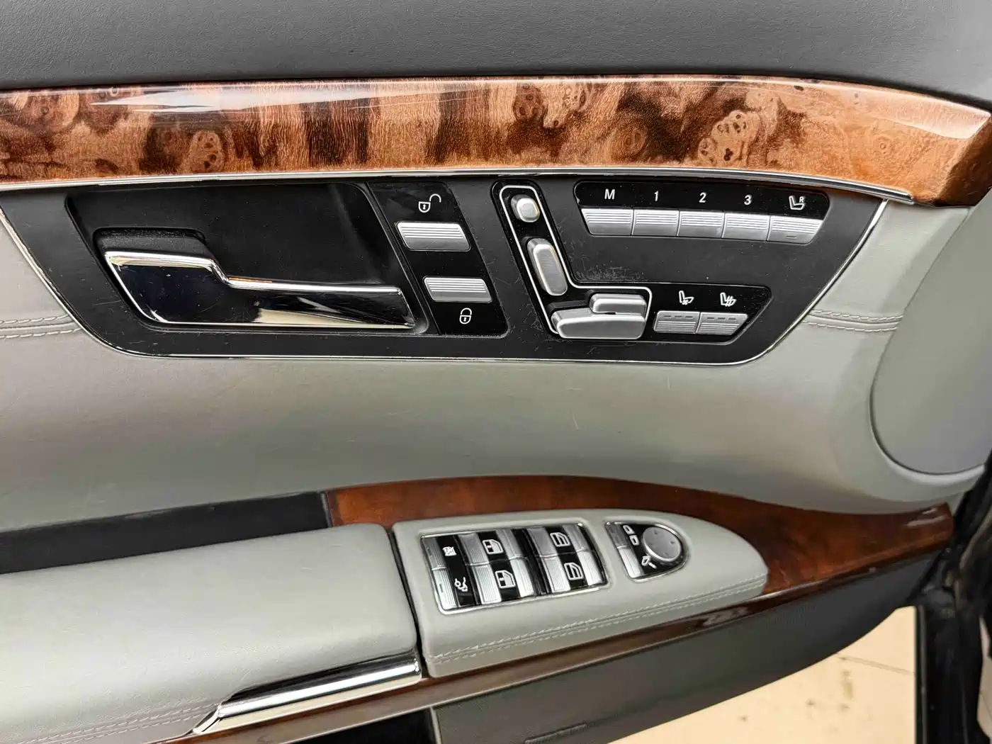Mercedes-Benz S-Class 2008 Model S 600 L фото 4