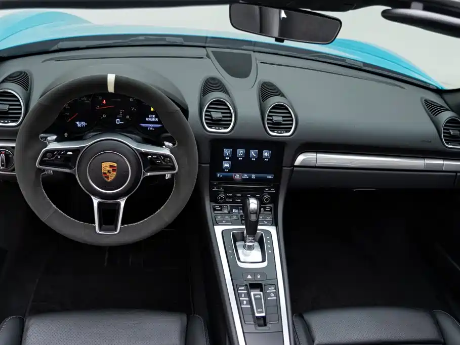 صورة 9 - Porsche 718