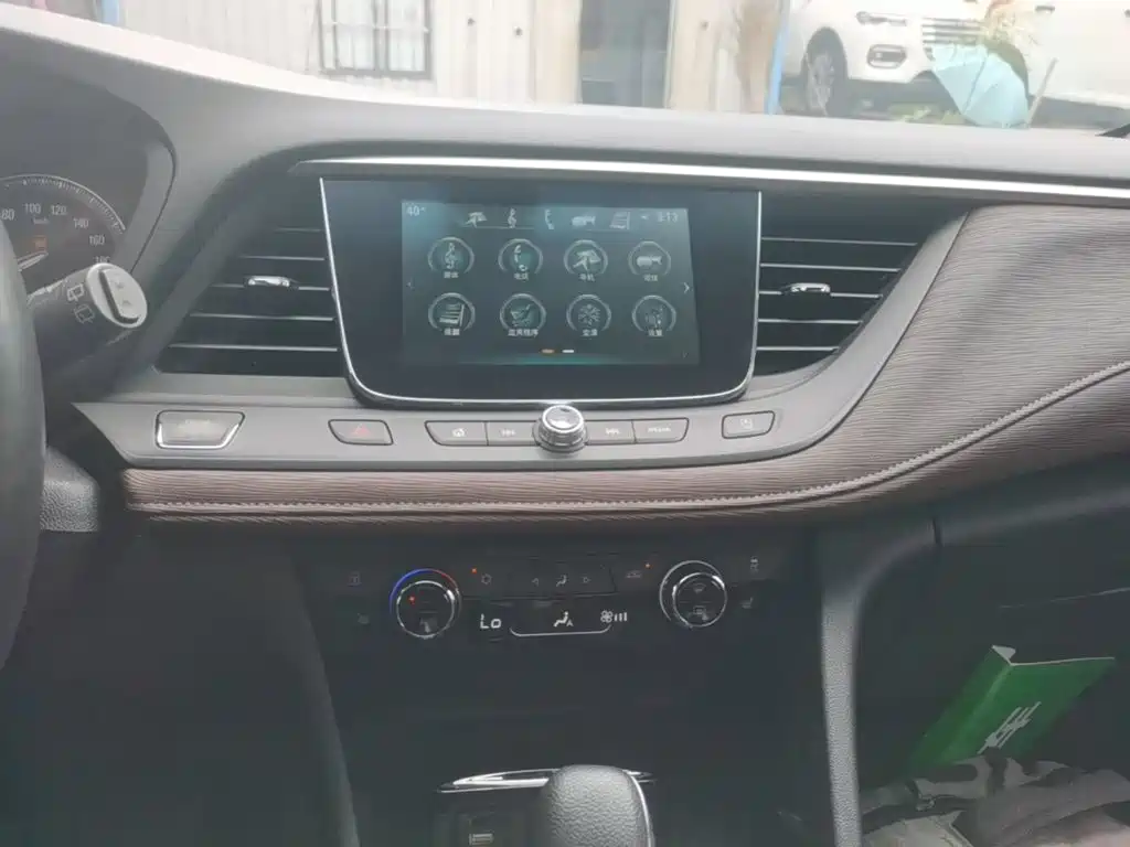 Buick GL6 2018 2018 18T 6-Seater Luxury