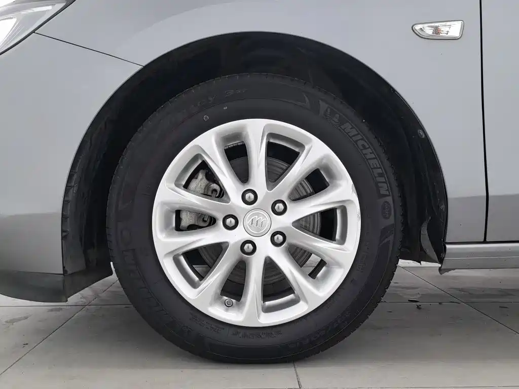 Buick GL6 2018 2018 18T 6-Seater Luxury