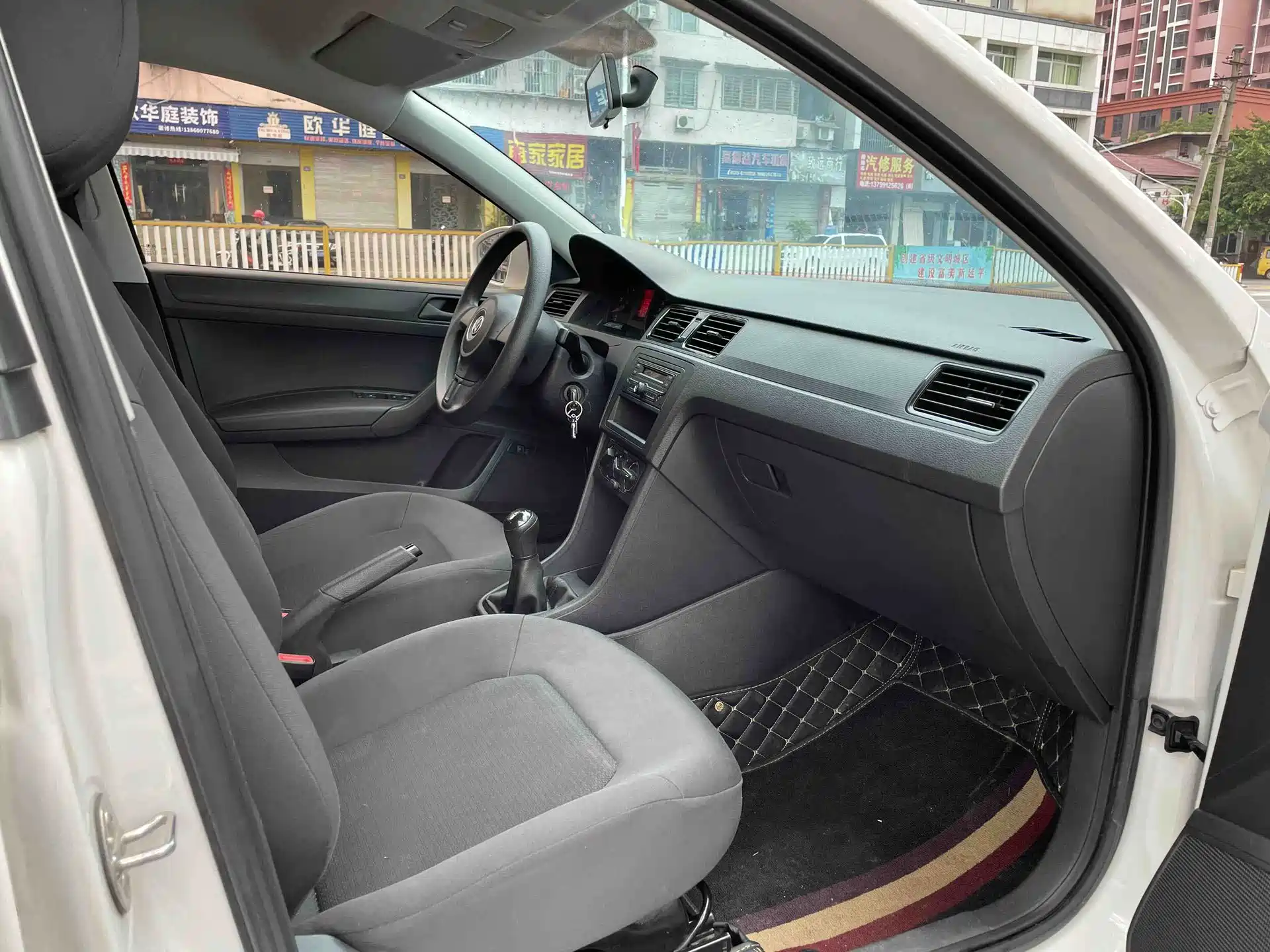 Photo 7 - Volkswagen Santana