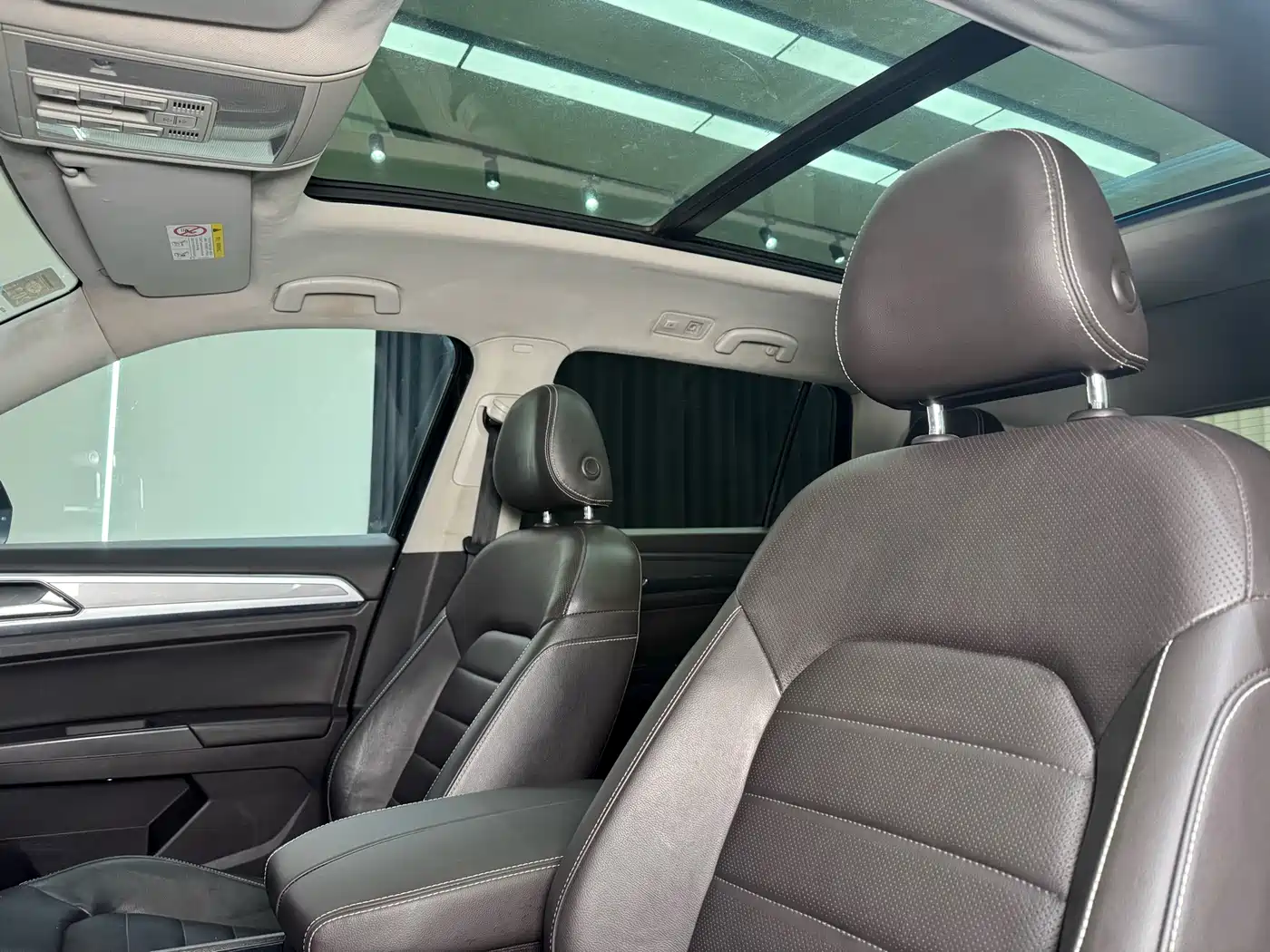 Volkswagen Teramont 2019 380TSI 4WD Luxury Edition China VI фото 40