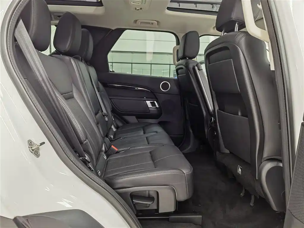 Land Rover Discovery 2020 3.0 SC V6 SE фото 19