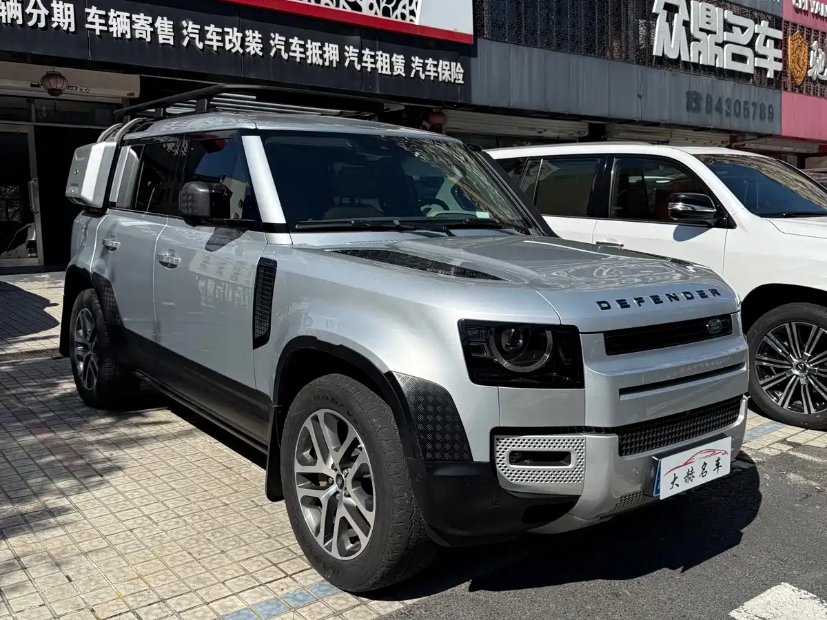 Land Rover Defender 2020 2020 110 P400 Launch Matte Silver Special Package Edition