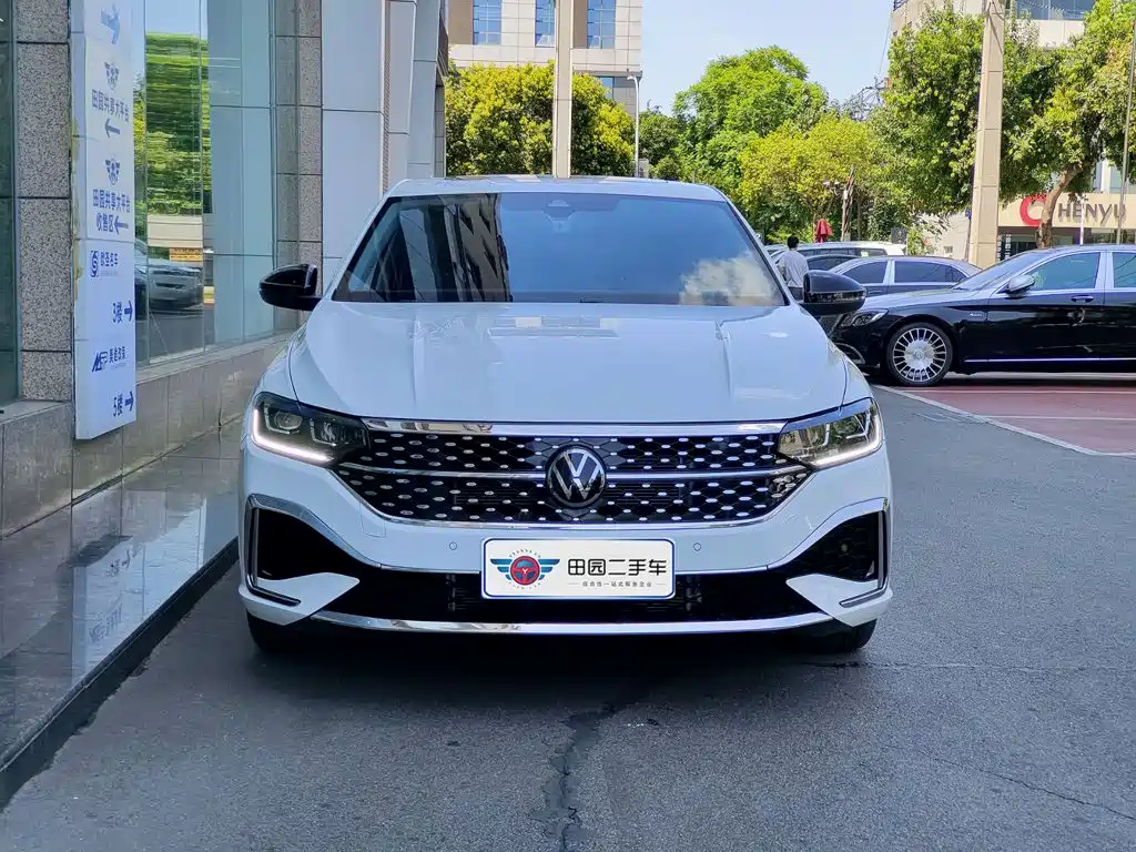 Volkswagen Lavida, миниатюра 2