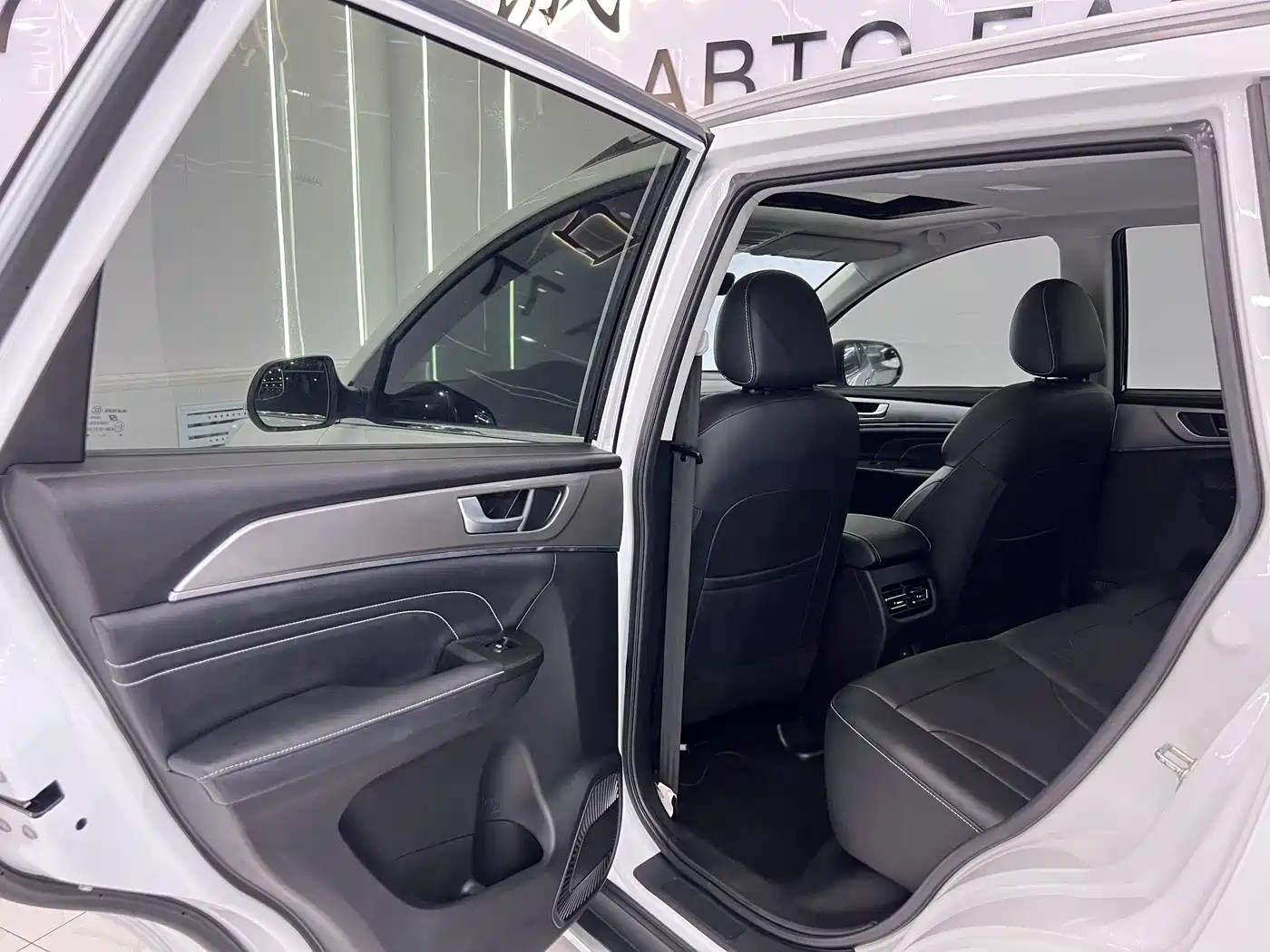 Haval M6 2023 2021 PLUS 1.5T DCT Luxury Smart Connect