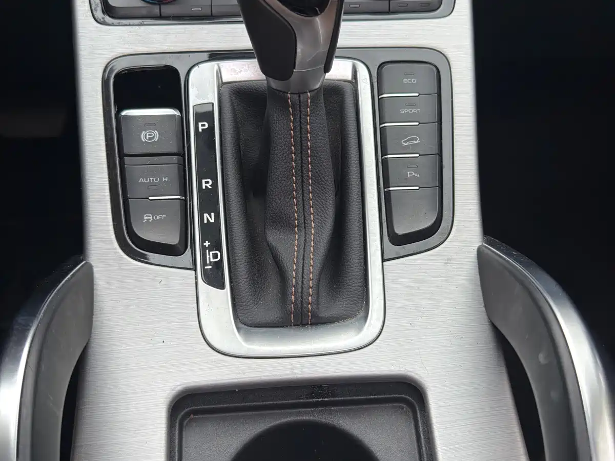 GEELY AUTOMOBILE BOYUE