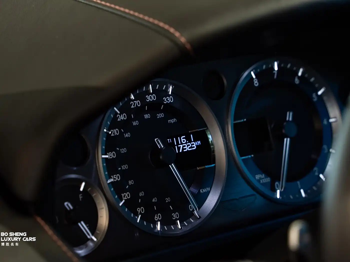 Aston Martin Virage 2012 6.0 Coupe фото 35