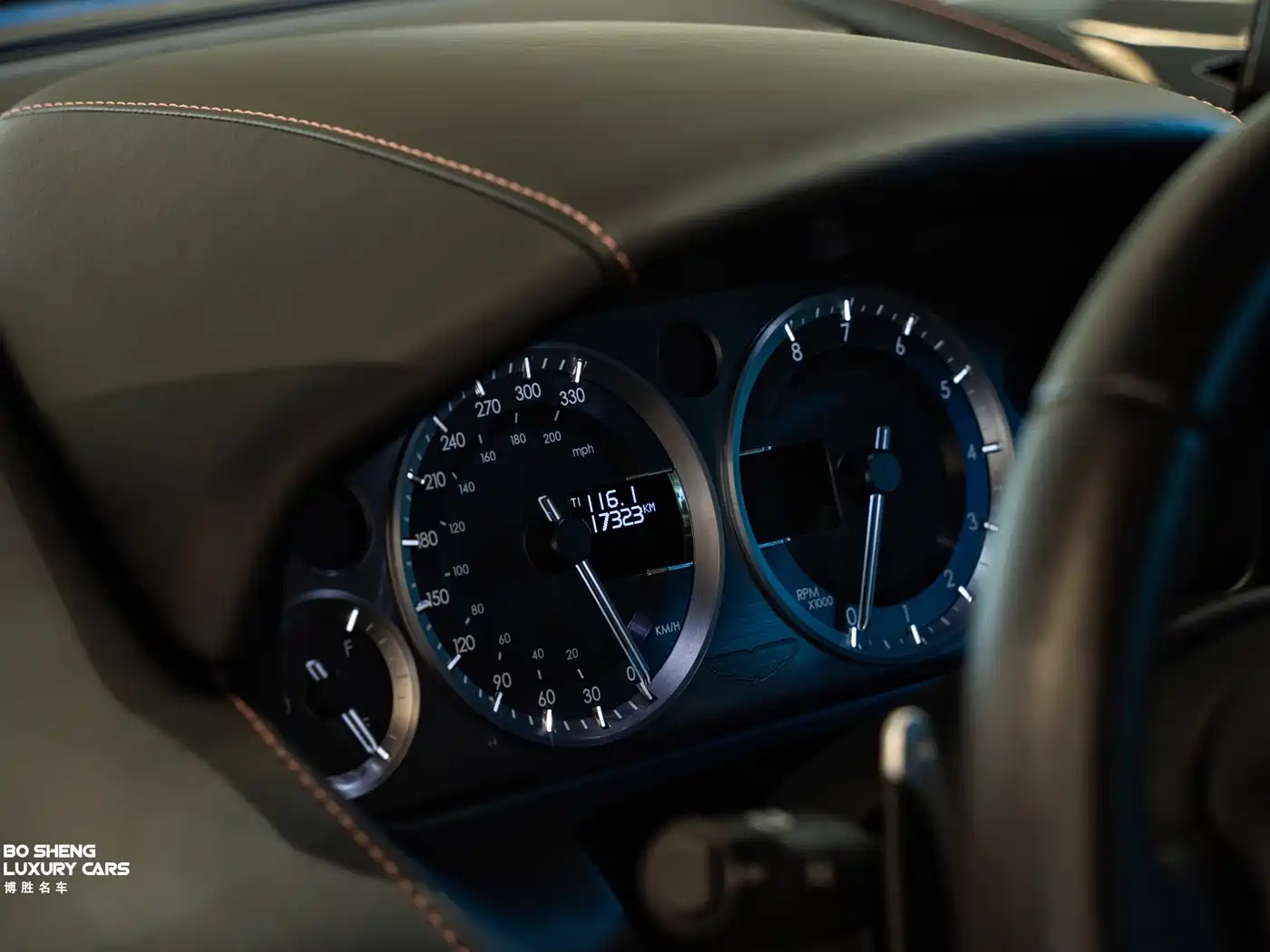 Aston Martin Virage 2012 6.0 Coupe фото 48