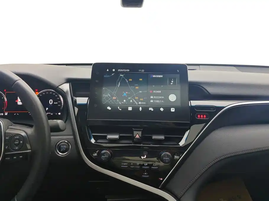 Toyota Camry 2021 2.5G Luxury Edition фото 13