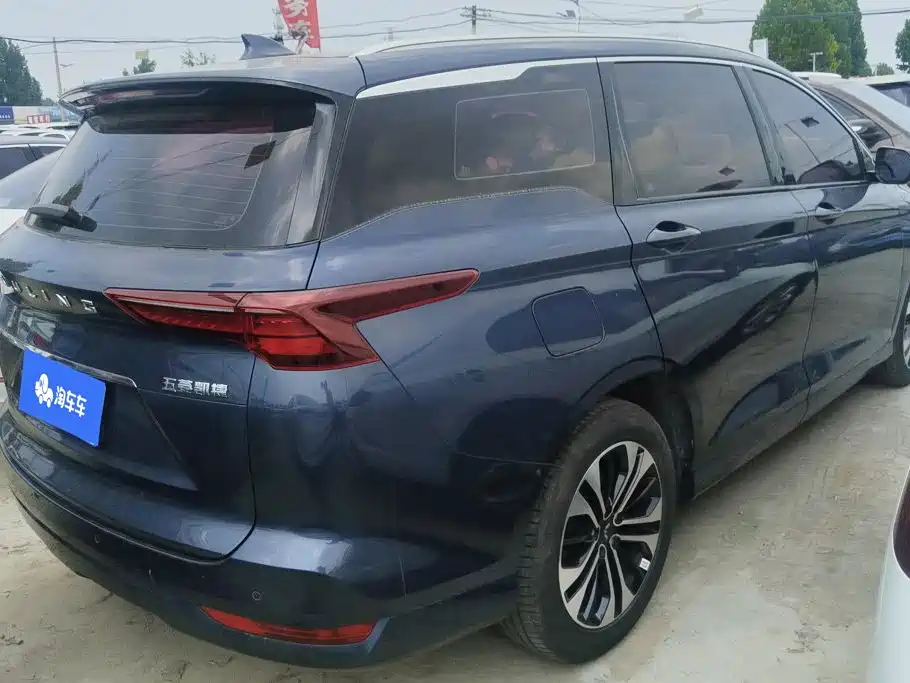 Фото 3 - Wuling Motors Wuling Victory
