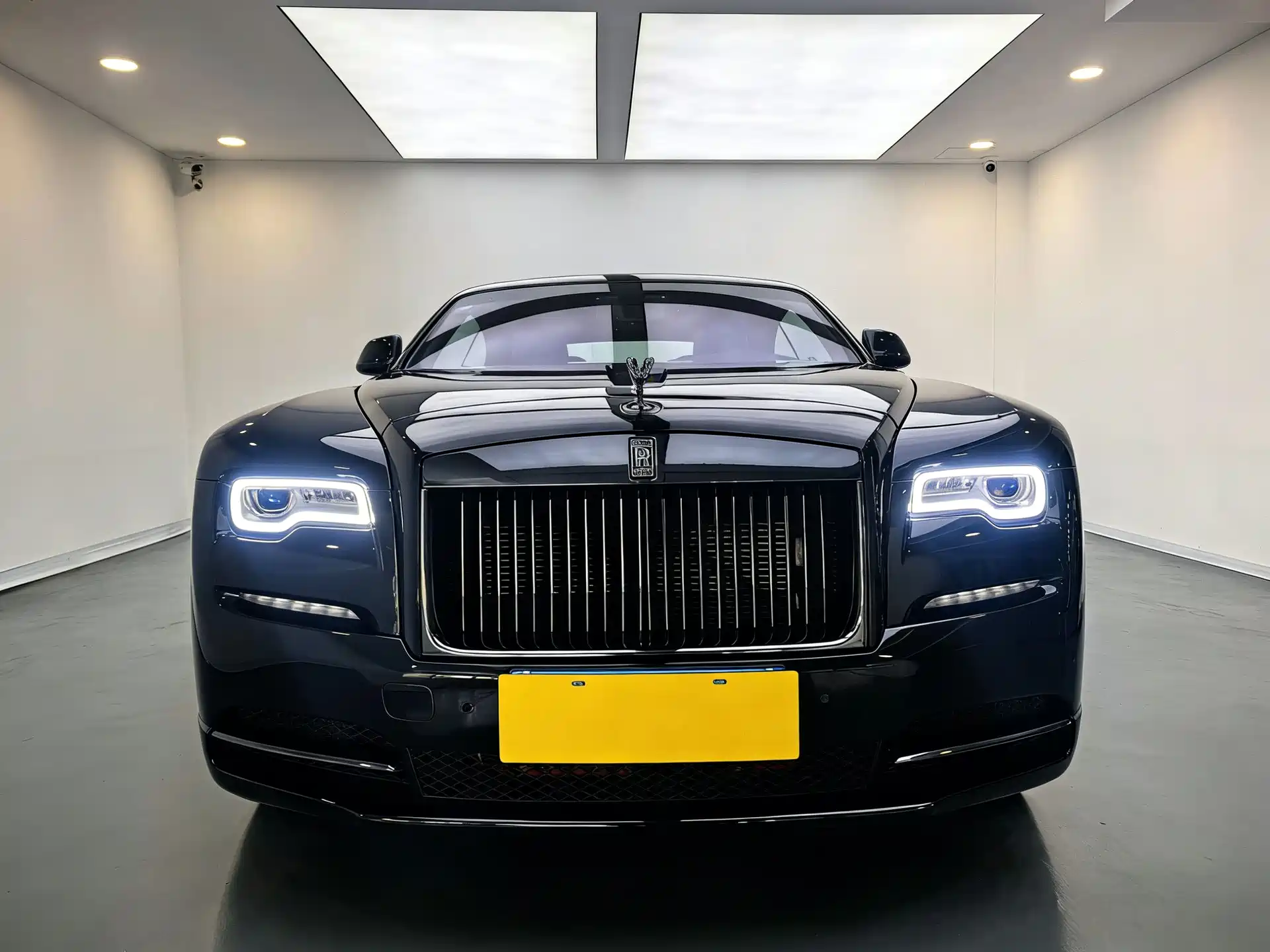 Фото 2 - Rolls-Royce Wraith