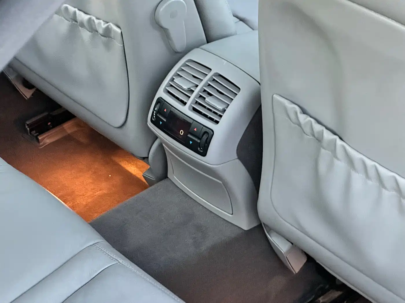 Mercedes-Benz E-Class 2008 Model E 280 Personality Sport Edition фото 20