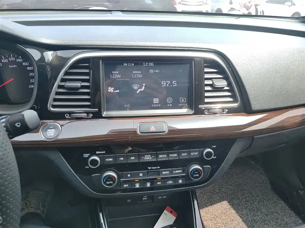 Kia Kaishen 2017 1.8L Automatic GLS фото 13