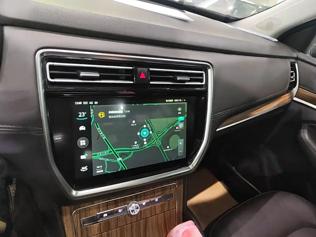 Roewe RX8 2018 2018 30T Internet-connected 2WD Ultimate Edition