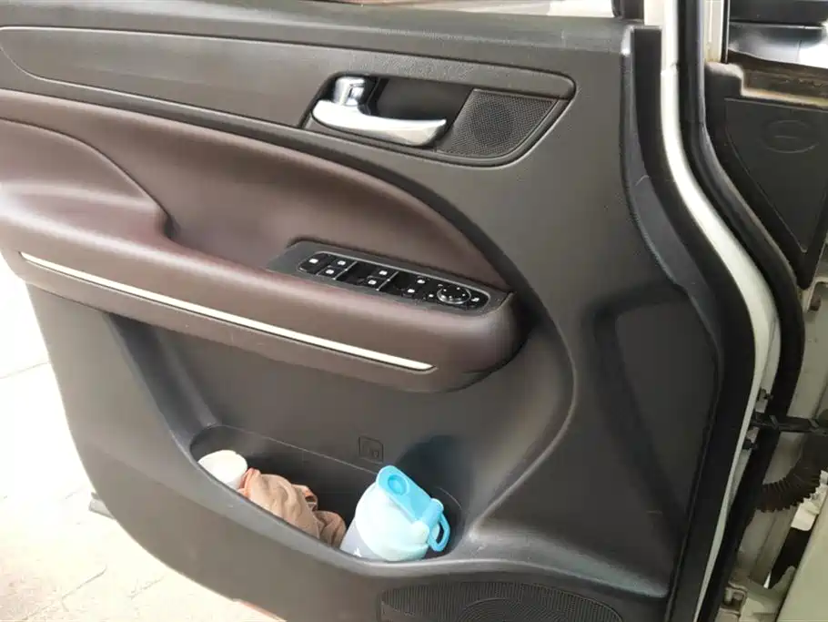 GAC Trumpchi Trumpchi M6 2019 270T DCT Premium Edition (7-seater) (China VI) фото 7