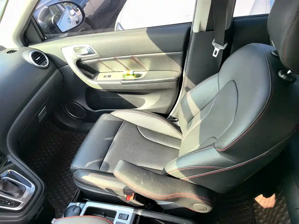 Haval H6 2017 Classic 1.5T Automatic 2WD Elite фото 12
