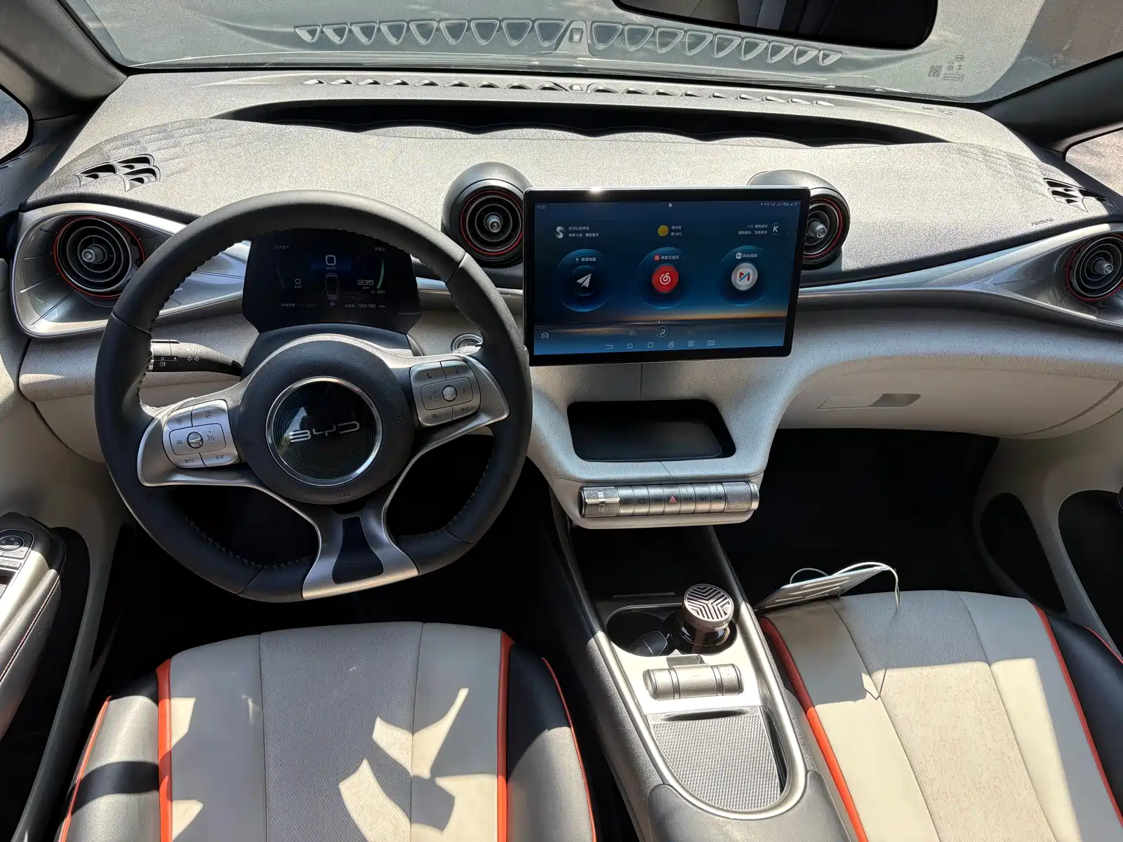 Фото 6 - BYD Dolphin