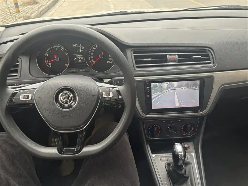 Volkswagen Lavida 2019 Lavida Start 1.5L Auto Comfort (China VI) фото 13