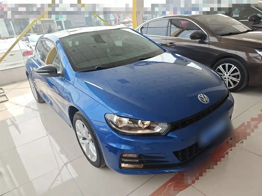 Volkswagen Scirocco 2015 1.4TSI Trend Edition фото 4