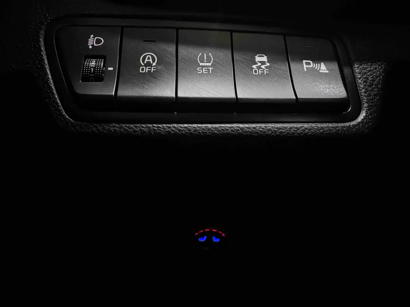 Kia Seltos 2023 1.5L CVT Luxury Edition фото 11