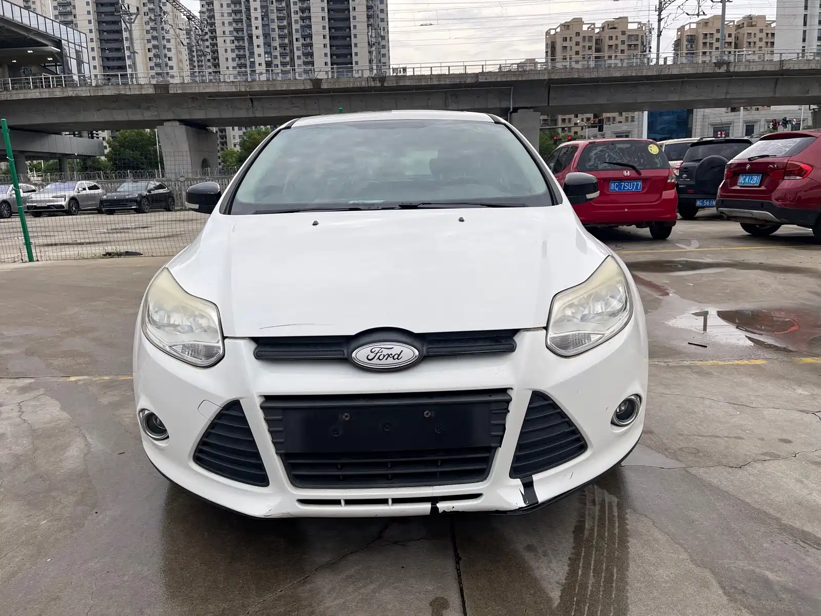 Фото 2 - Ford Focus