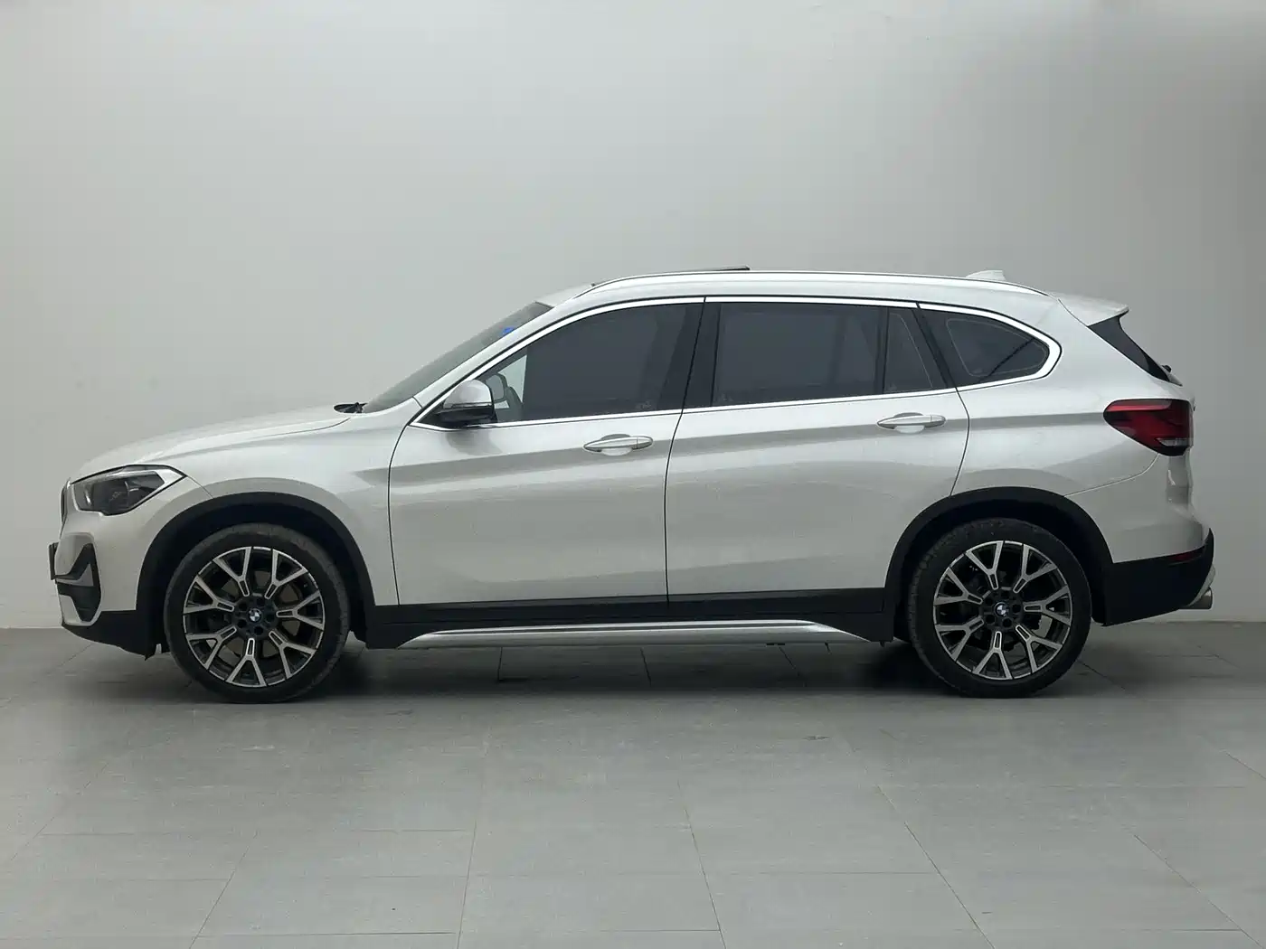 BMW X1 2021 Facelift xDrive25Li Premium фото 3