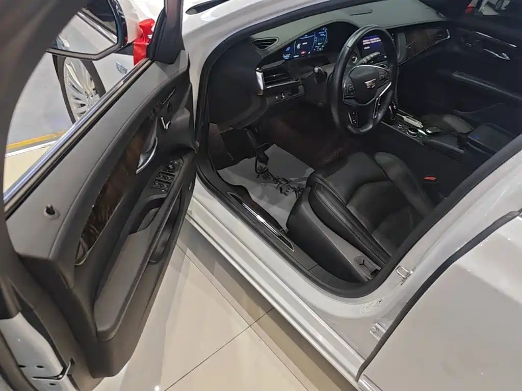 Cadillac CT6 2023 2022 28T Luxury