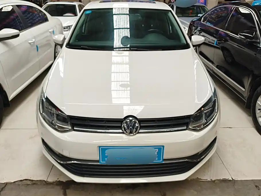 Volkswagen Polo 2016 1.6L Automatic Comfort фото 2