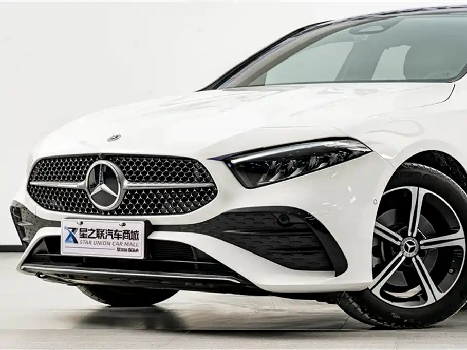 Mercedes-Benz A-Class 2025 A 200 L Fashion Edition фото 2