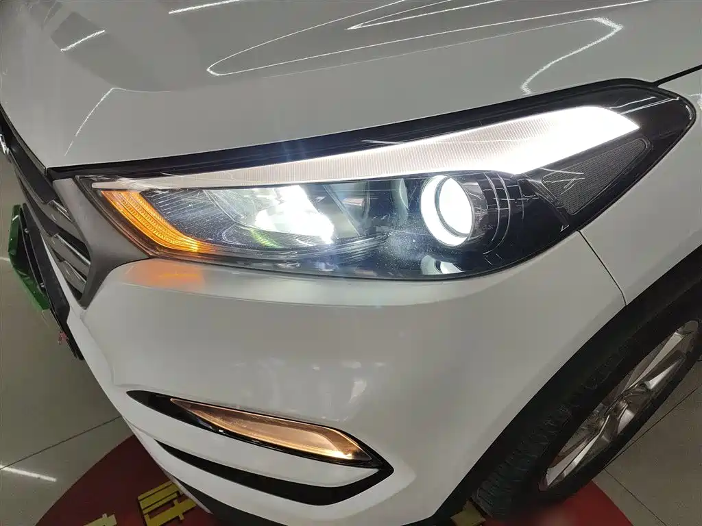 Hyundai Tucson 2015 1.6T Dual Clutch 2WD Smart фото 24