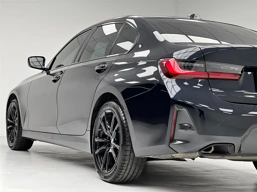 BMW 3 Series 2023 320Li M Sport Package фото 9
