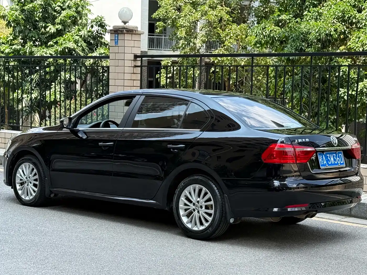 Фото 3 - Volkswagen Lavida